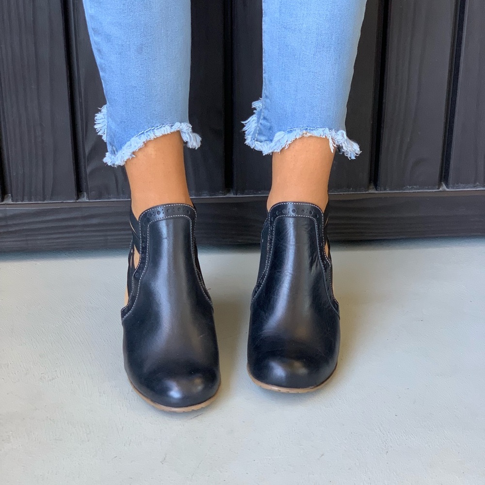 Black Leather Cut Out Booties - Picture 4 of 8